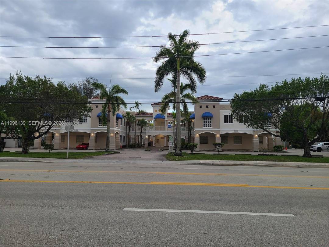 Welcome to Kendall Tamiami's Premier Penthouse Office space.