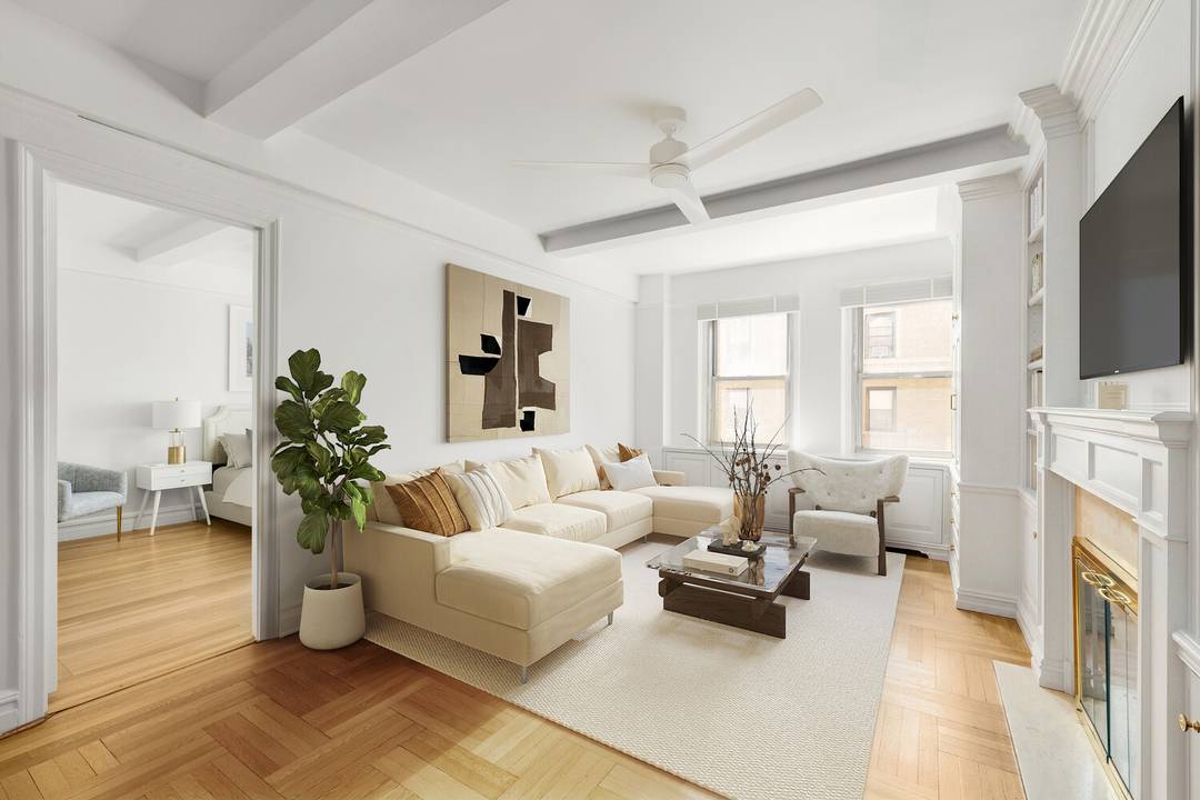 Oversized One Bedroom with Flexible Two Bedroom Potential Just Off Fifth Avenue !