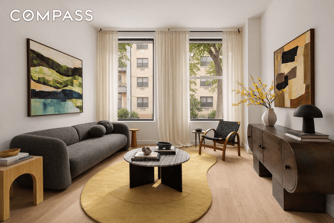 120 E Immediate Occupancy !