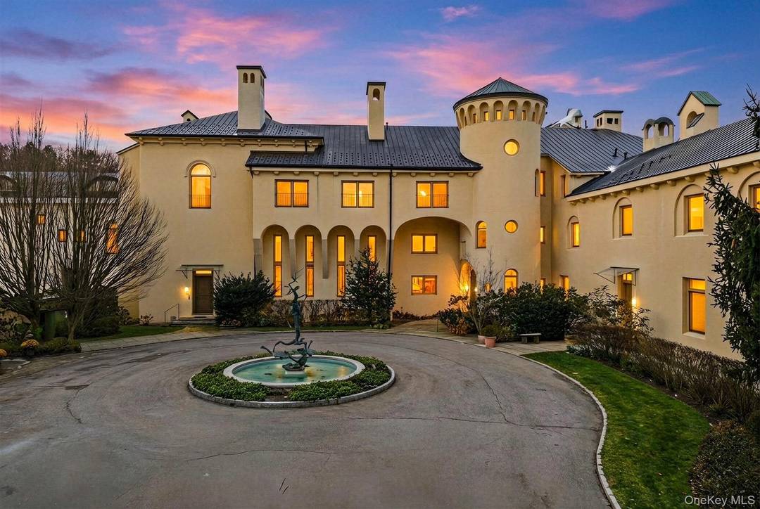 Rising above the Hudson Highlands with commanding views and unmistakable stone architecture, Dicks Castle remains one of the region s most recognizable and storied landmarks.