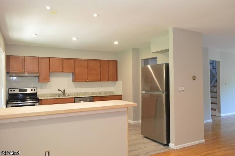 Premium 4 Bedroom 4 Bath Townhouse.