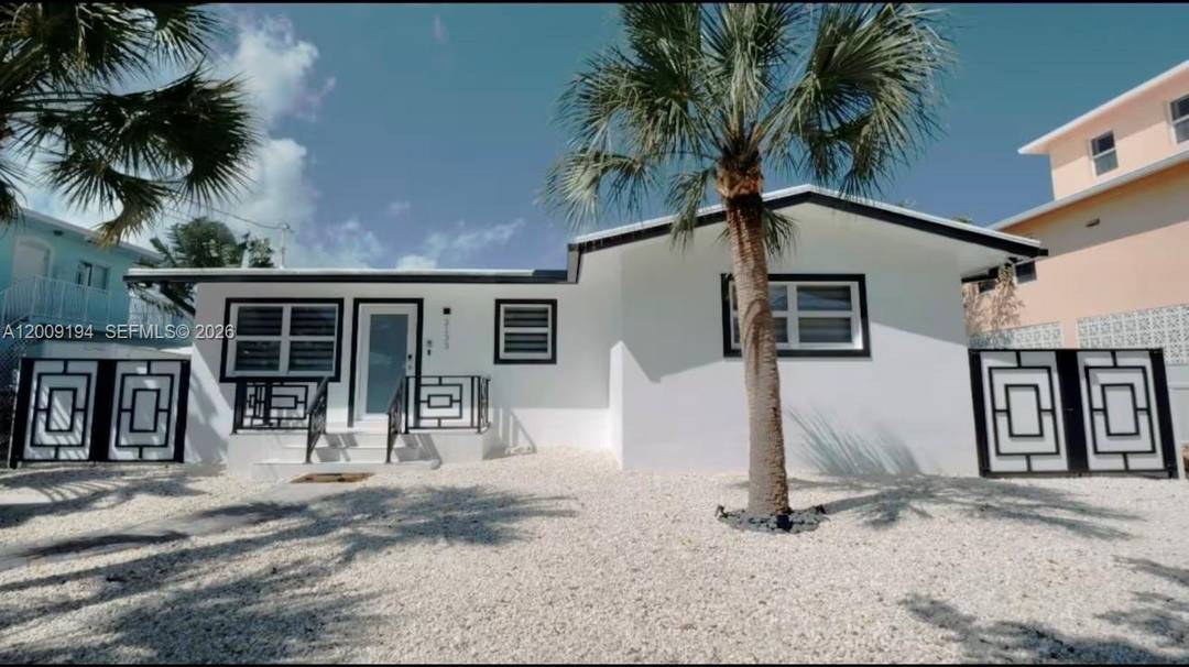 Your Florida Keys Oasis is Here !