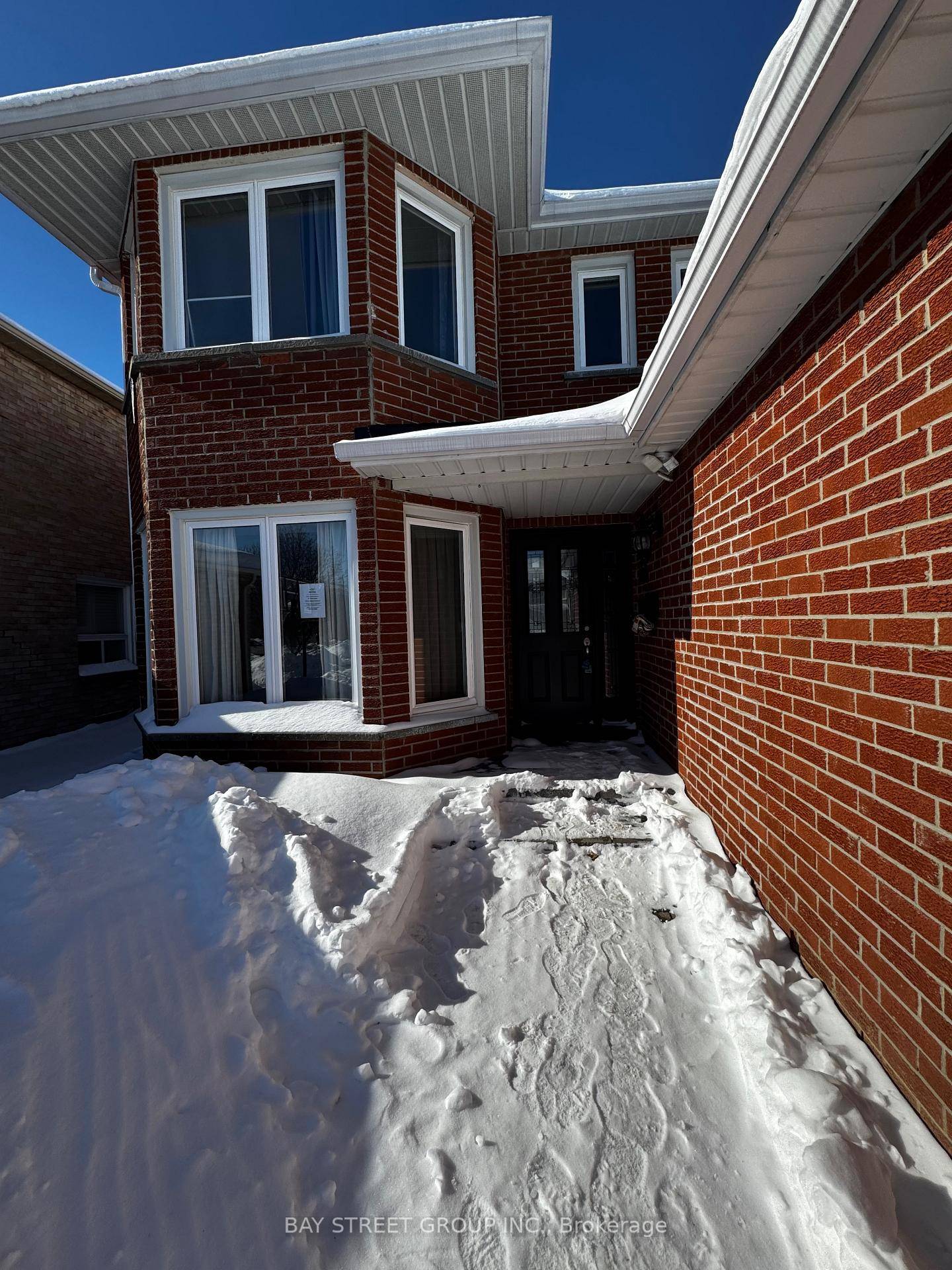 Welcome To 170 Bethany Leigh Drive, This exquisite, spacious home is a true hidden Gem In Agincourt North Community.