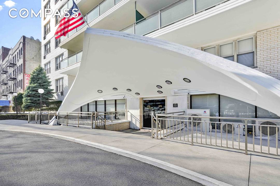 Dream big and bring your vision to life at 370 Ocean Parkway, Unit 8H an expansive 1, 410 sq.