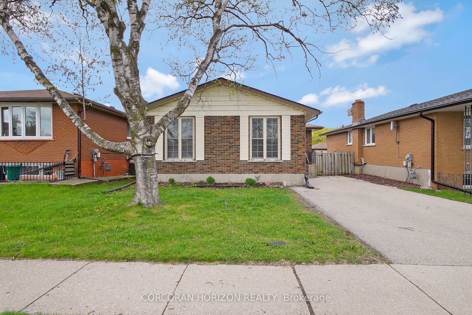 Welcome to 110 Mercer Rd, Cambridge The great bungalow has 4 bedrooms, 2 bathrooms and offers a side entry as well as a walk out for you to add a ...