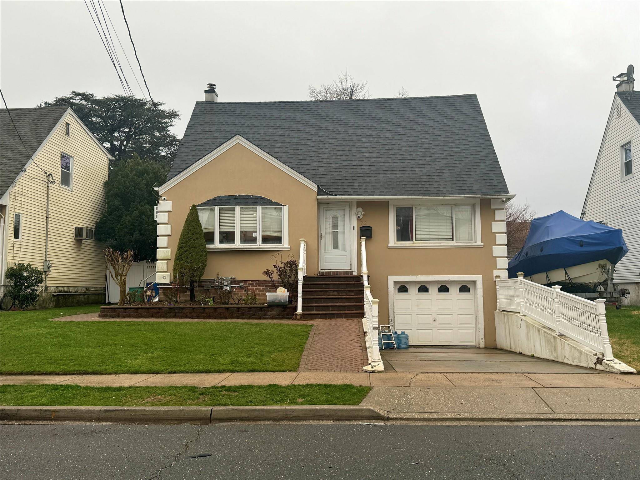 This is a Single Family and it has much more to offer.