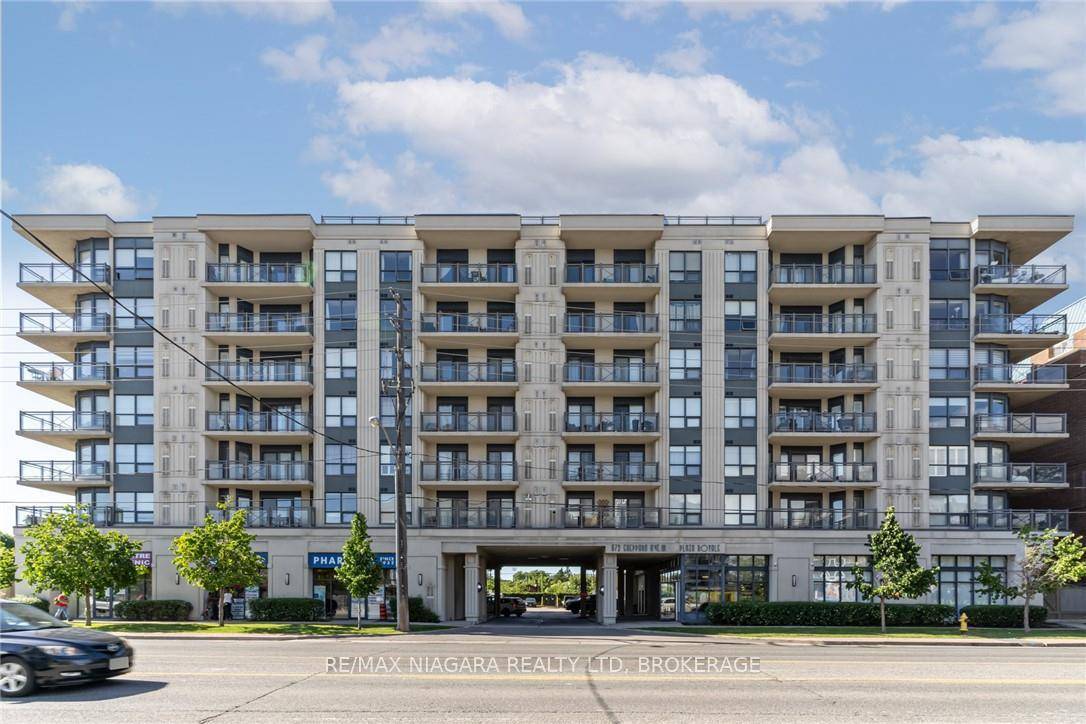 Welcome To 872 Sheppard Ave.