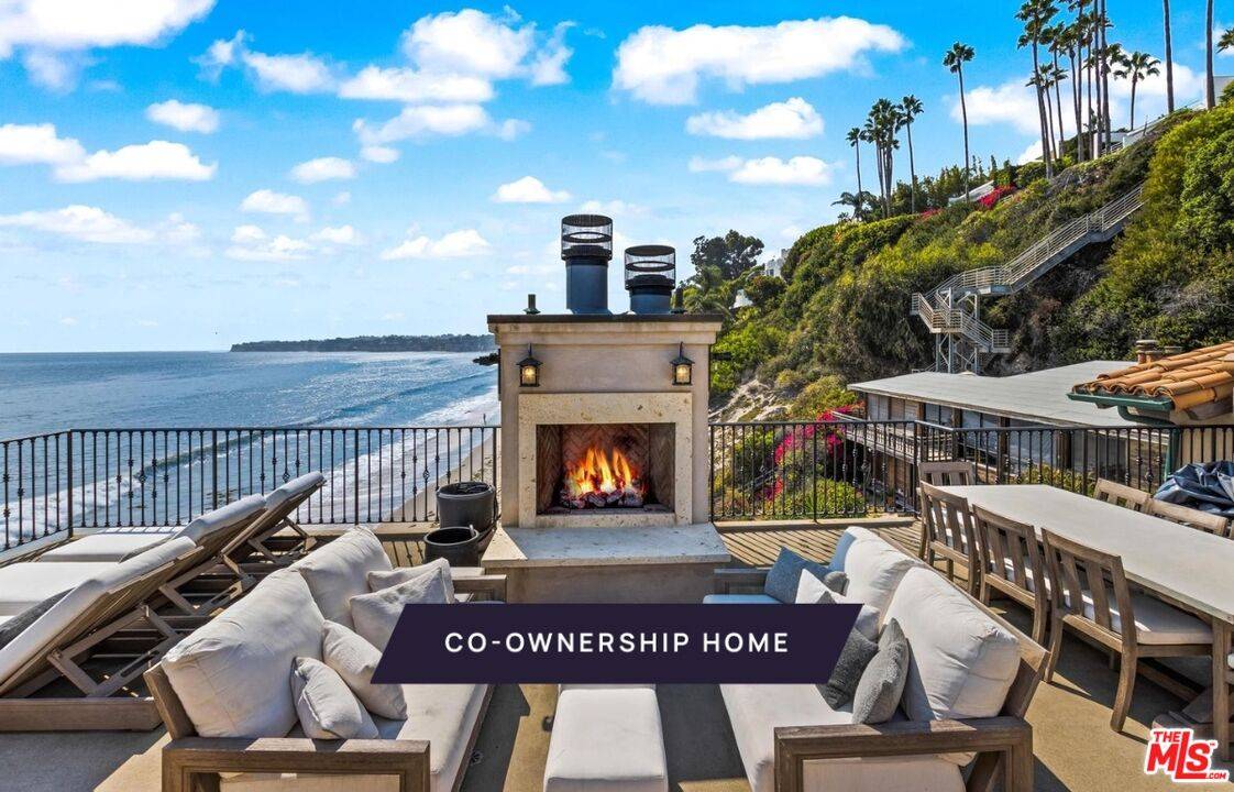 27368   Escondido Beach Rd Malibu LA