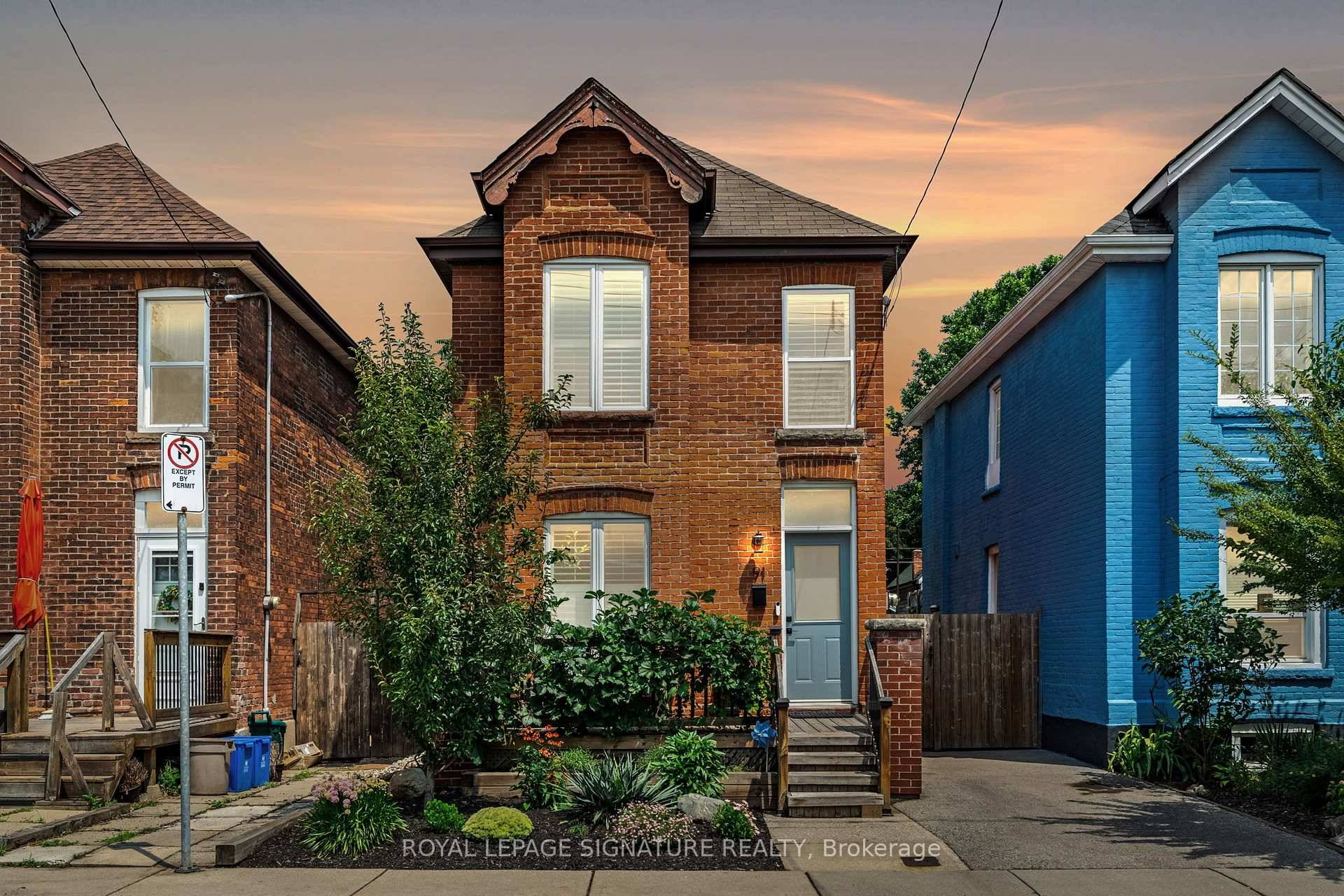 From the moment you arrive at 91 Francis, you'll feel it that instant, heart fluttering connection.