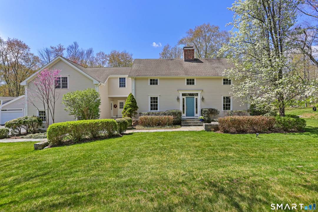 Set on 3. 23 acres in the Greenfield Hill area of Fairfield, this 5BR, 4BA home offers privacy, natural surroundings, a layout designed for the way we live today.