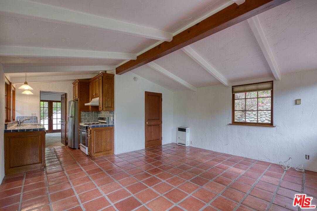 10427   Quito Ln 1BR Bel Air La