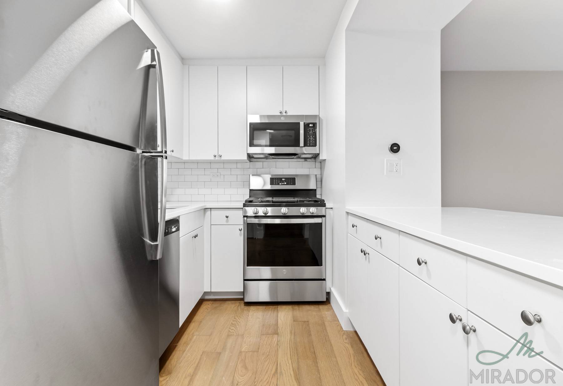 Beautiful one bedroom home on the 25th floor of New York Tower.