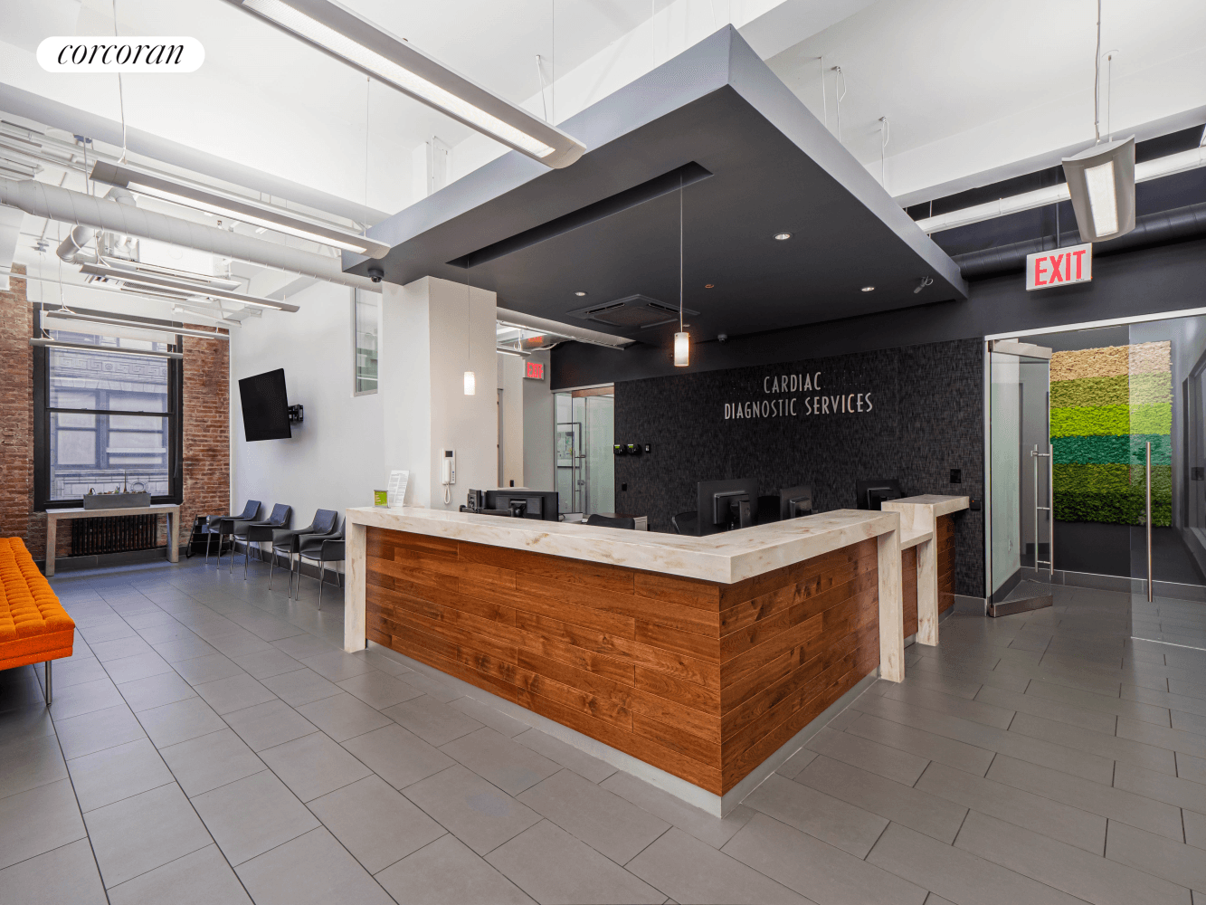 131 West 35th Street is a well furnished, turnkey medical office strategically positioned between 7th Avenue and Broadway in Midtown South near Penn Station.