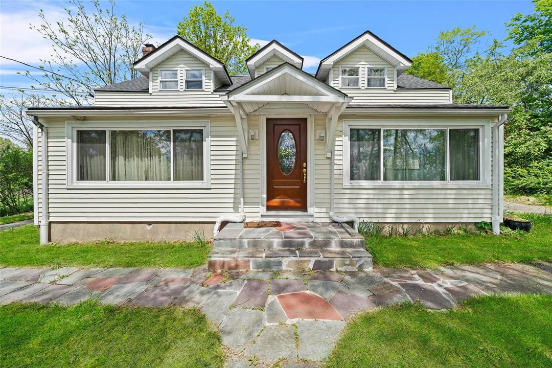 Discover an exceptional opportunity at 180 184 Pine Tree Road !