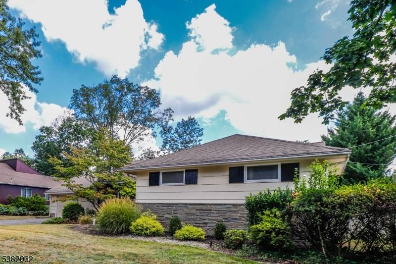 A rare find in Metuchen, built in 1956, this classic mid century modern ranch has been lovingly cared for by the original owners and is now ready for its next ...