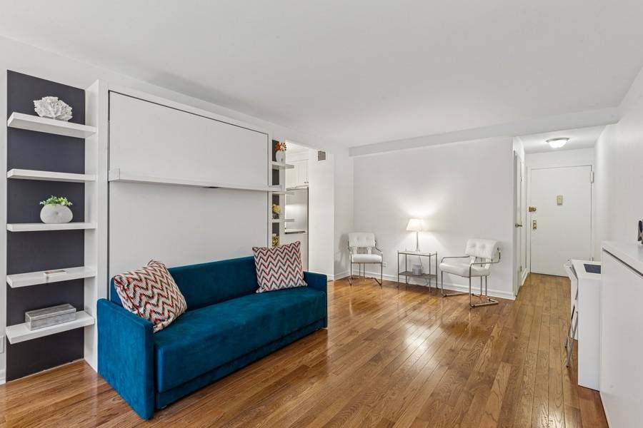 Beautifully renovated studio with an office with very low Maintenance for sale at 401 E.