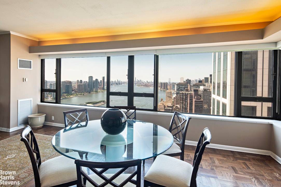 Spectacular views dominate every room of this spacious 42nd floor luxury home.