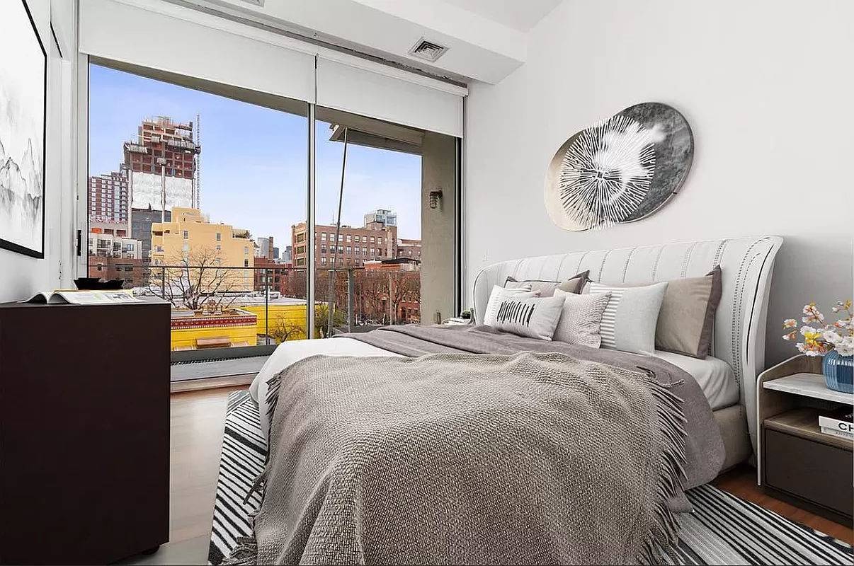 Welcome to 99 Gold Street, a premier, amenity rich luxury building located where DUMBO meets Vinegar Hill !