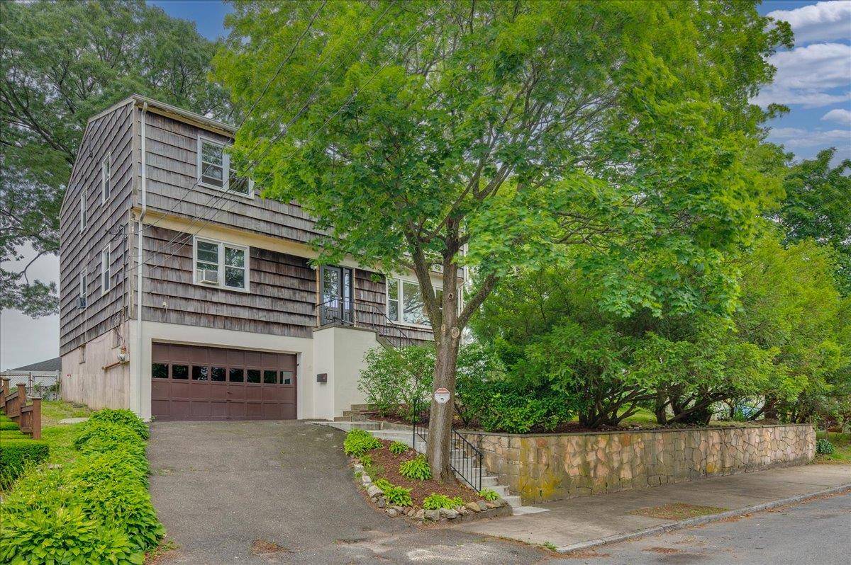 Endless Possibilities Await at 32 Brady Avenue !