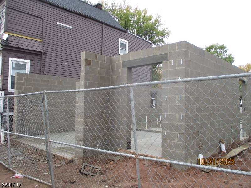 Brand new contemporary style 3 family home.