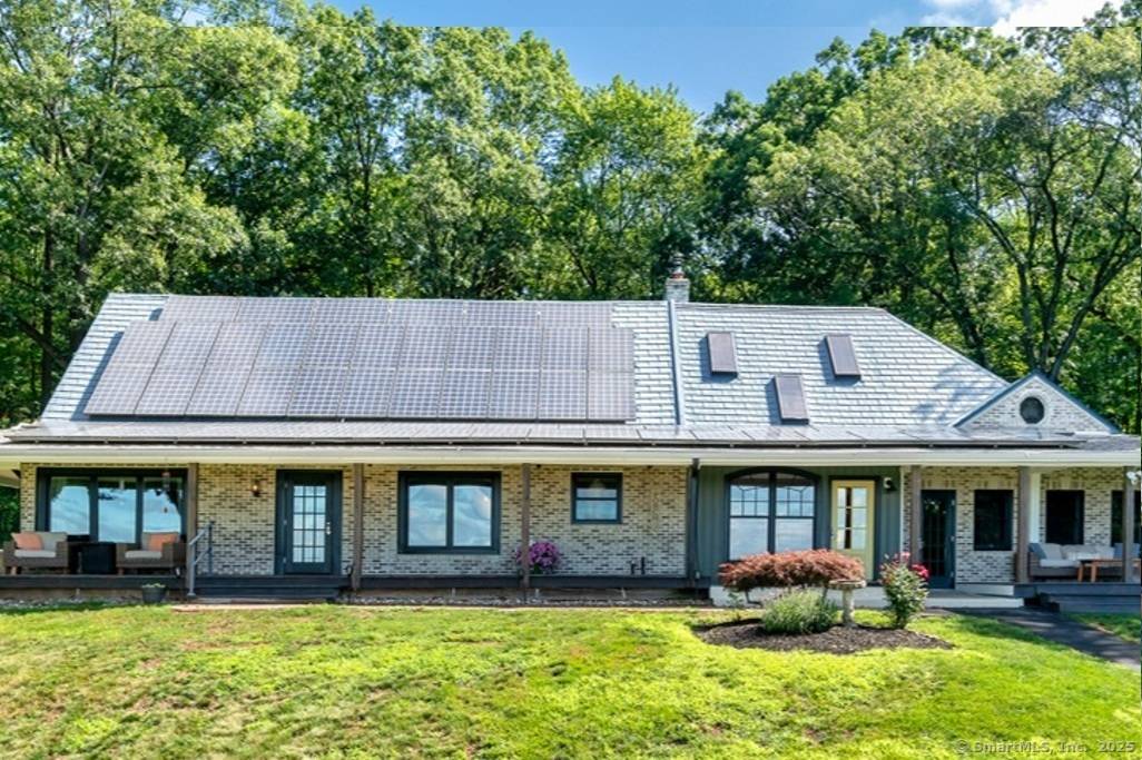 Awe inspiring views ! No electric bills !