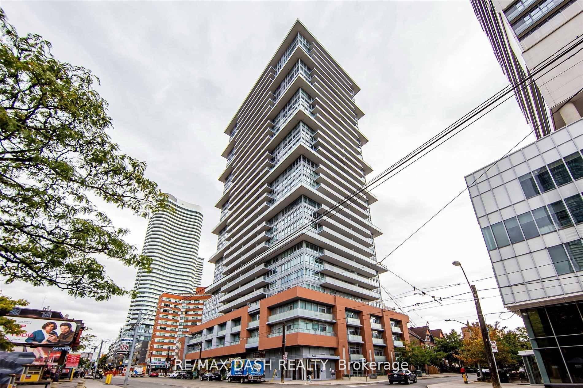 Bright And Spacious Suite Featuring An Open Concept Layout With Sleek Modern Finishes And Stainless Steel Appliances.
