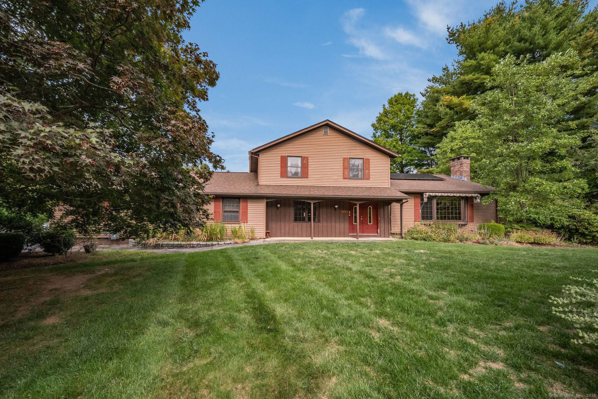 Beautifully sited on 1. 3 level acres with direct frontage on Thirsty Lake, this contemporary Colonial offers the perfect blend of comfort, space, and convenience.