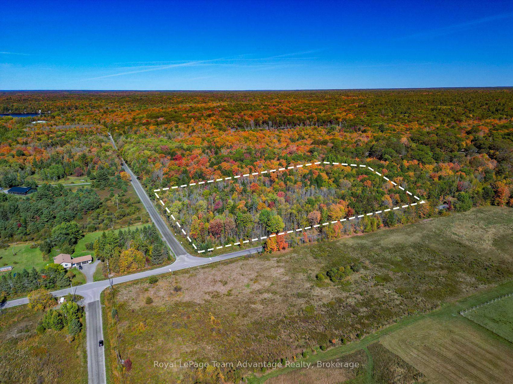 Nestled on the corner of Turtle Lake Road and Star Lake Road this 9.