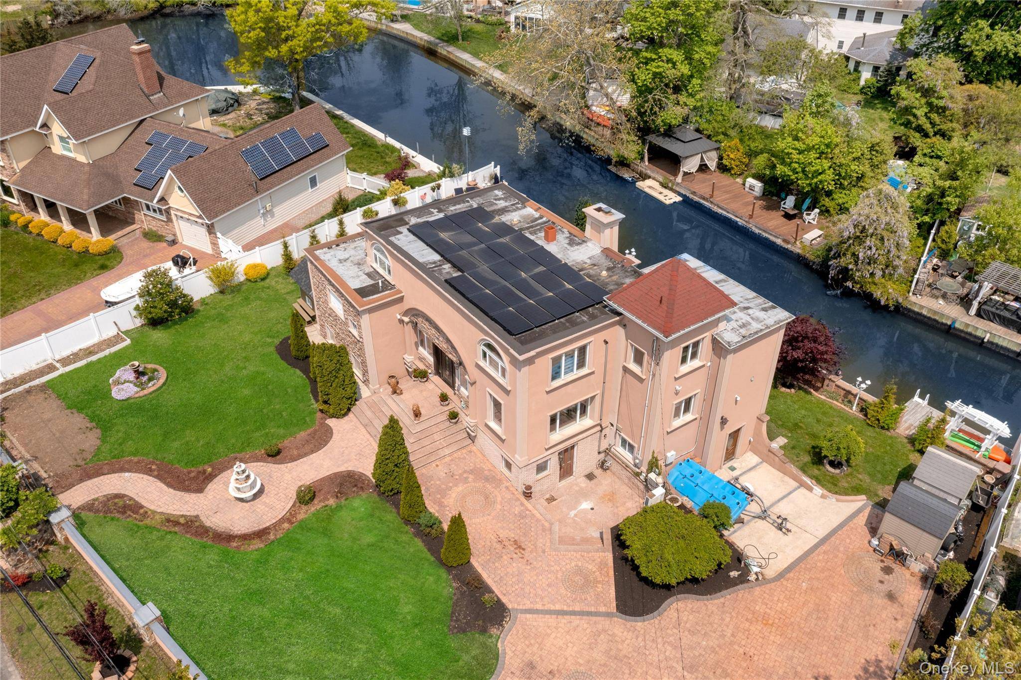 Enjoy waterfront living in the highly desirable Idle Hour community.