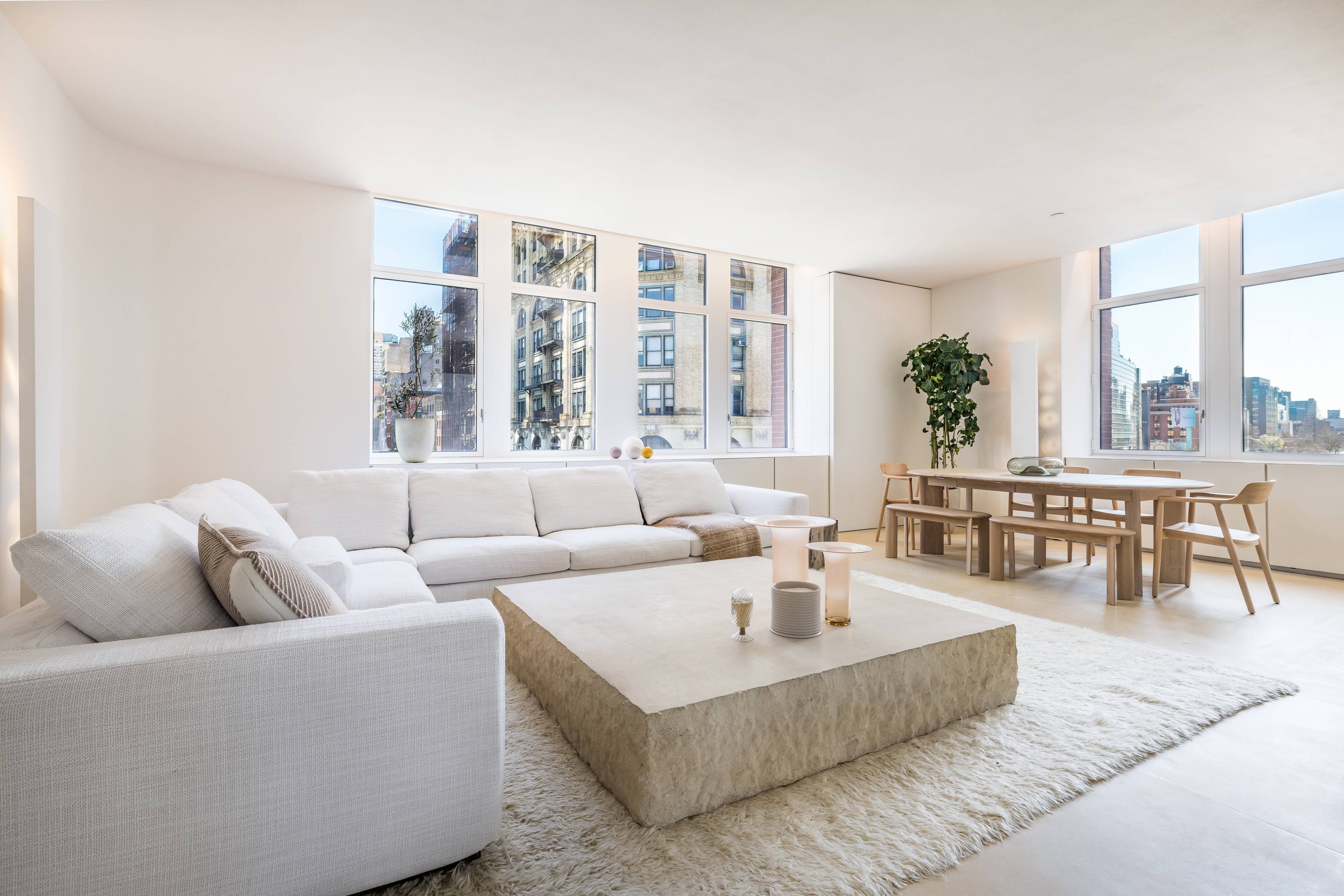 Welcome to newly renovated residence 4BC at SoHo 25, designed by renowned Italian minimalist architect Claudio Silvestrin.