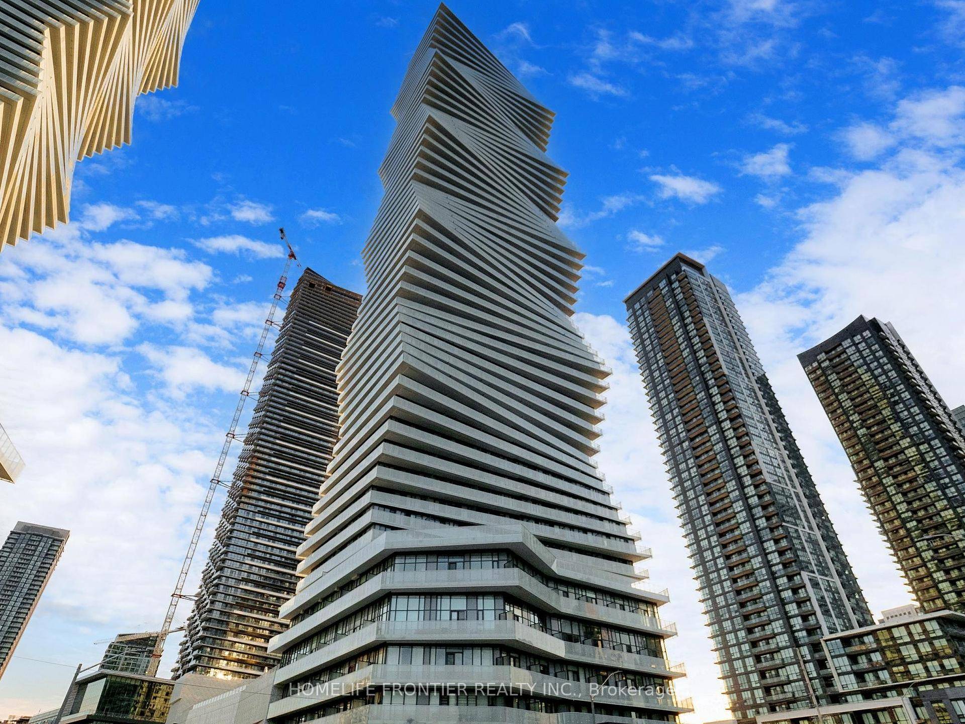 Award Winning Luxurios M City !