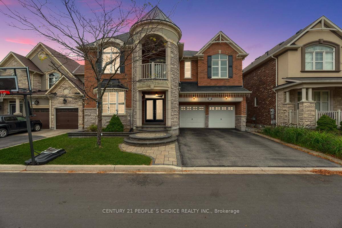 An extraordinary residence offering the perfect blend of luxury, functionality, and timeless design in one of Miltons most desirable family friendly neighbourhoods.