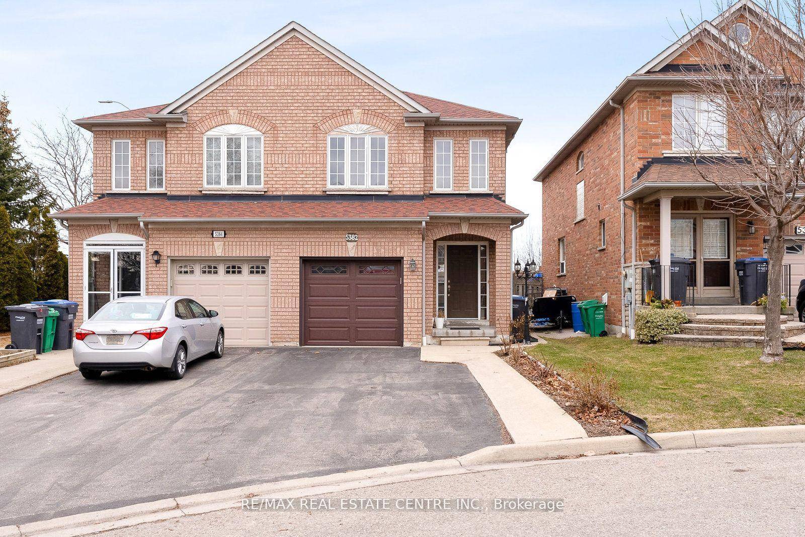 Welcome to this massive 3 bedroom, 3 bathroom semi detached home offering comfort, space, and convenience.