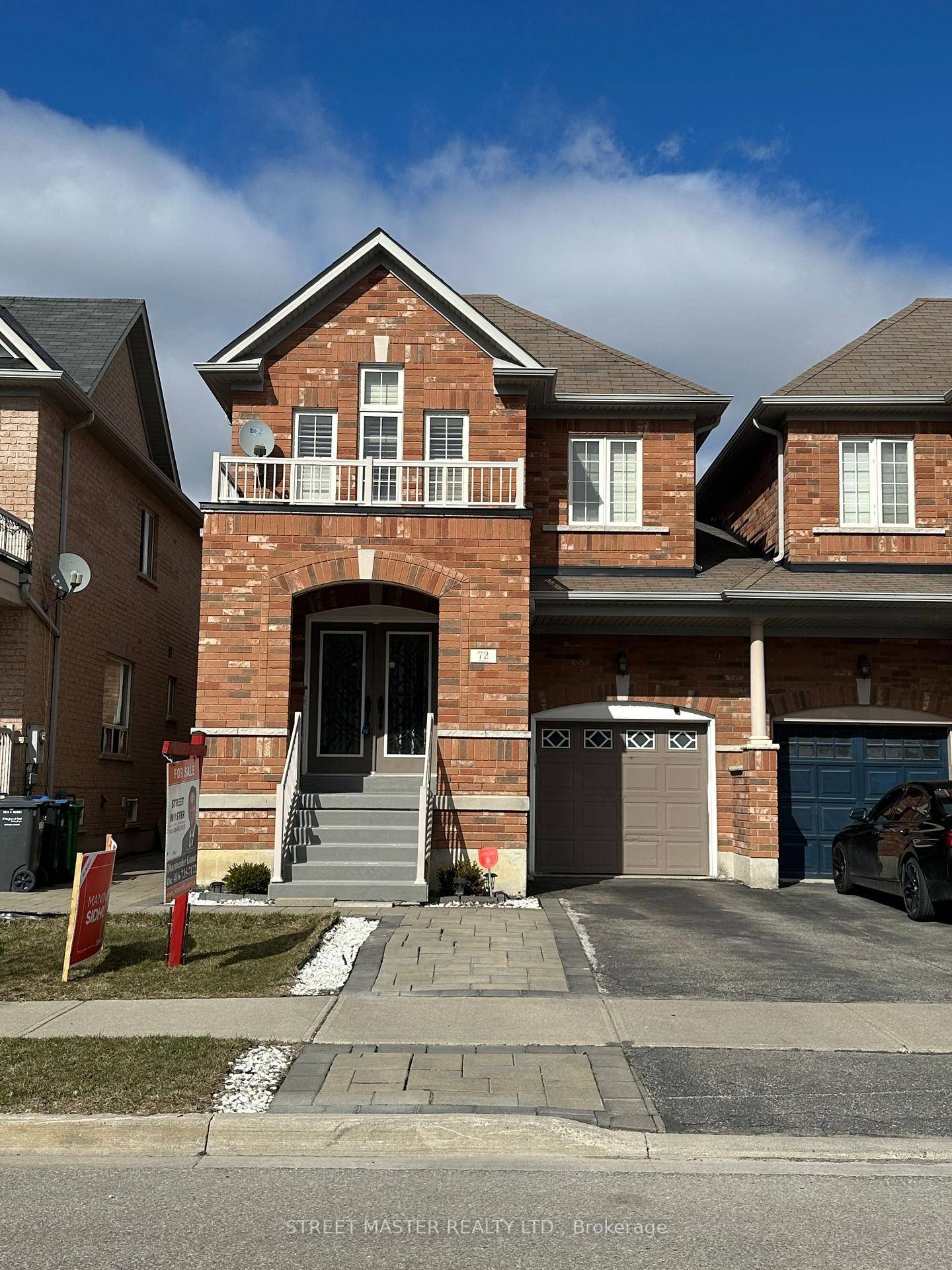 Bright amp ; Spacious Semi Detached Garage Attached Only In Gore amp ; Castlemore Neighborhood.