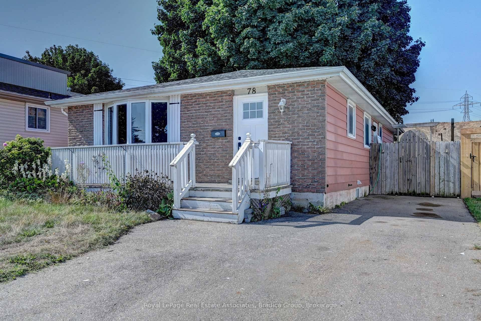 Welcome to 78 Barwood Court, a meticulously renovated 3 bedroom, 1 bathroom home available for lease in a serene crescent location.