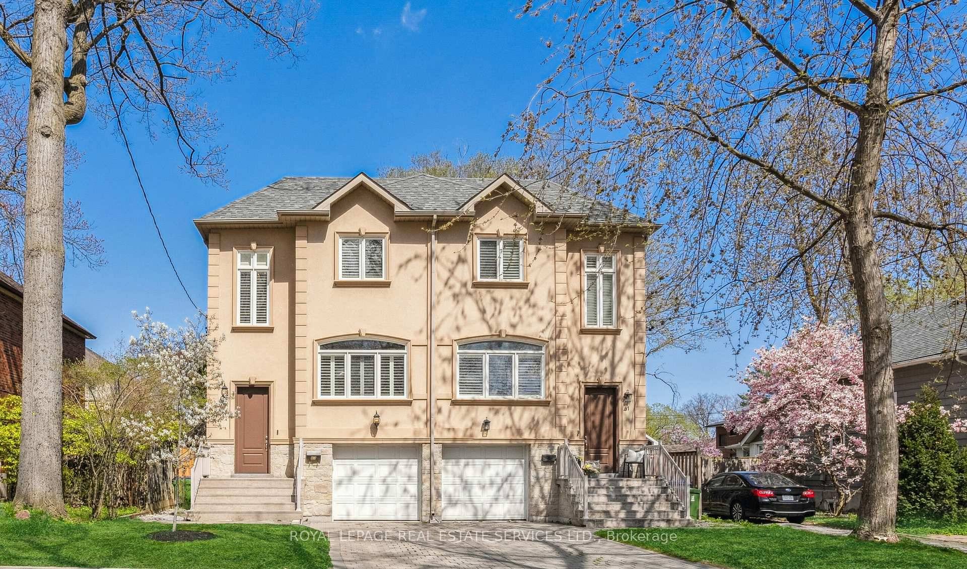 Perfectly situated on the neighbourhood's namesake street, this newly built gem blends contemporary design with comfort and convenience, offering the ideal sanctuary for modern family living.