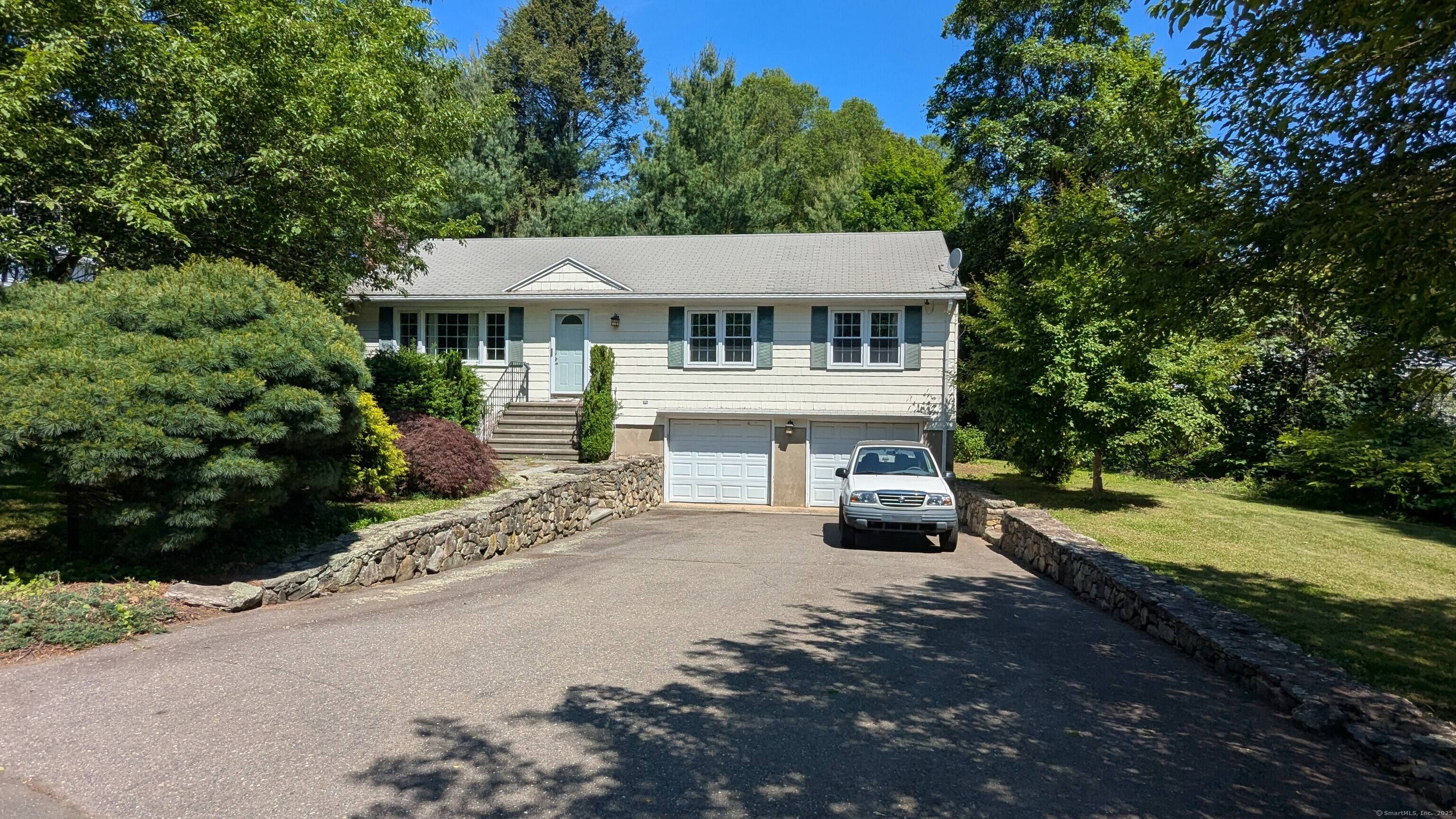 Opportunity Knocks for this perfect opportunity for renovation or expansion in prime Location !