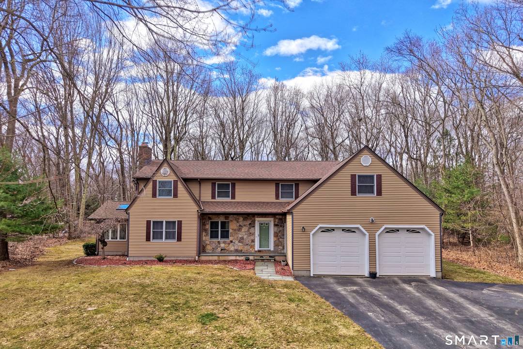 Welcome to 4 Alison Court, a spacious and inviting home tucked away on a quiet cul de sac in one of Prospect's most desirable residential neighborhoods.