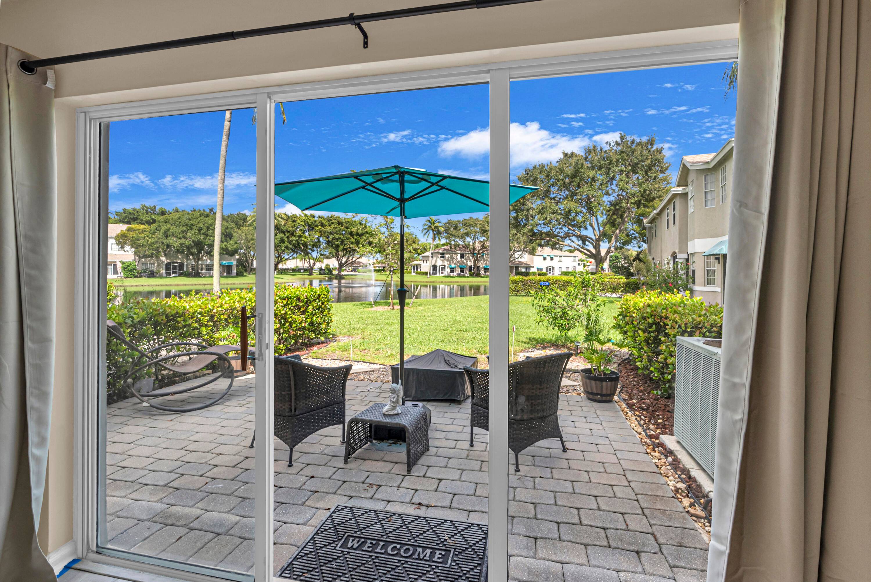 BEST VALUE IN COMMUNITY LAKE VIEW TOWNHOME This 3 bed 2 1 2 bath 2000 sq ft has a great spacious, bright and airy layout.