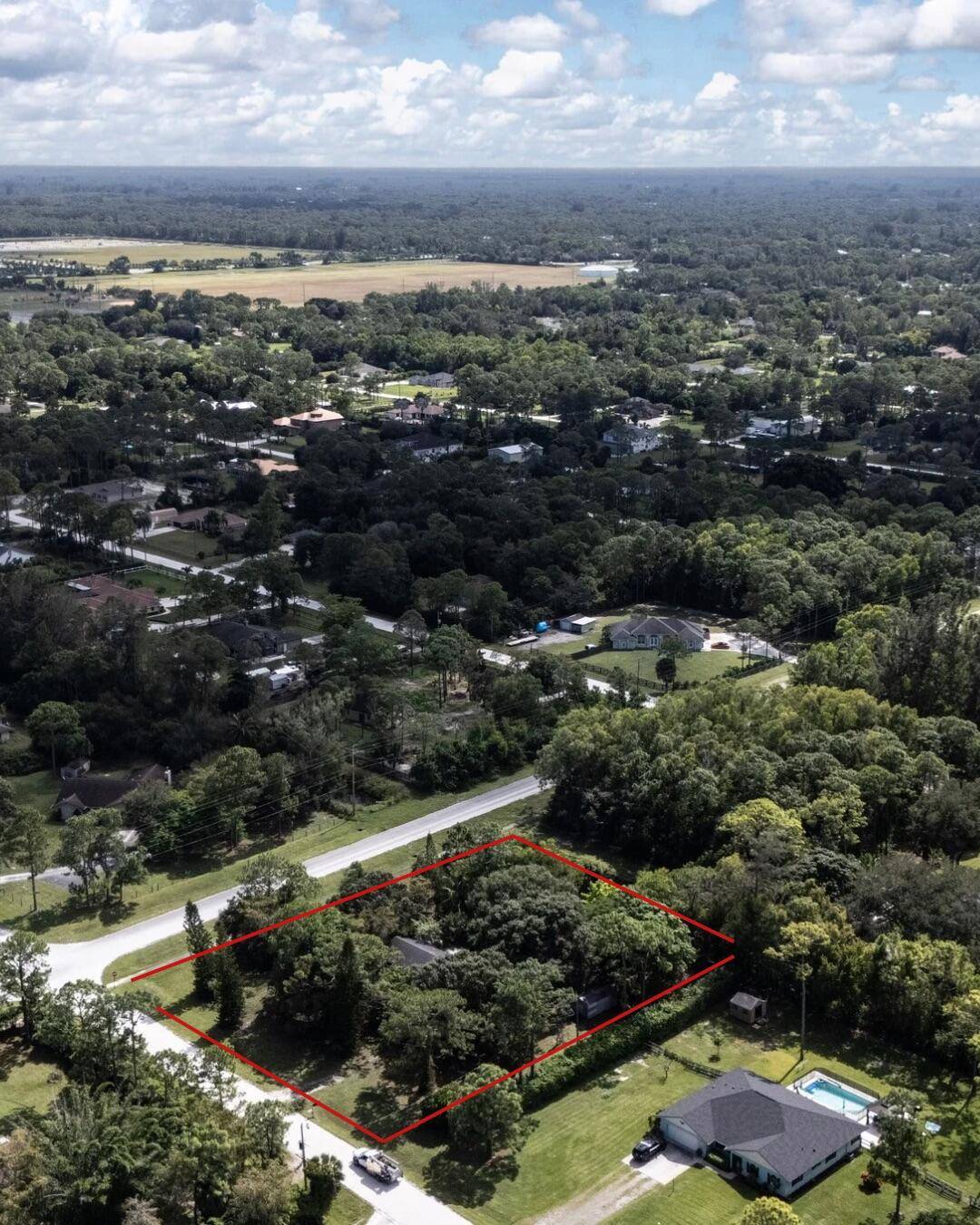 Fantastic opportunity ! Fixer Upper in Loxahatchee OR build you dream home on this 1.