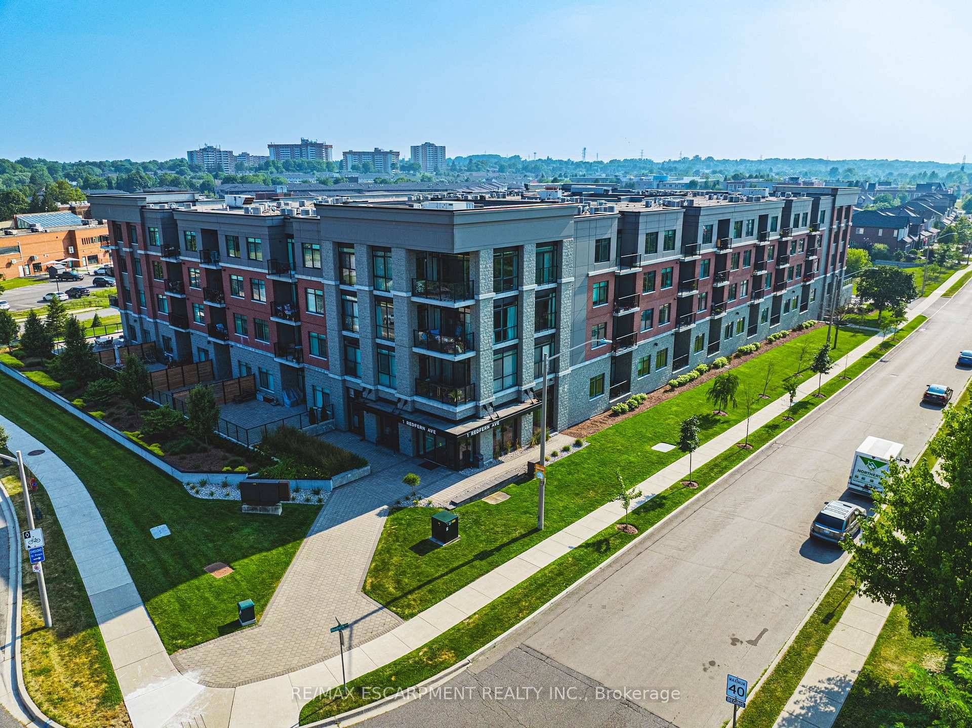 Welcome to exceptional living in Hamiltons highly sought after Mountview neighbourhood, where contemporary design meets everyday comfort.