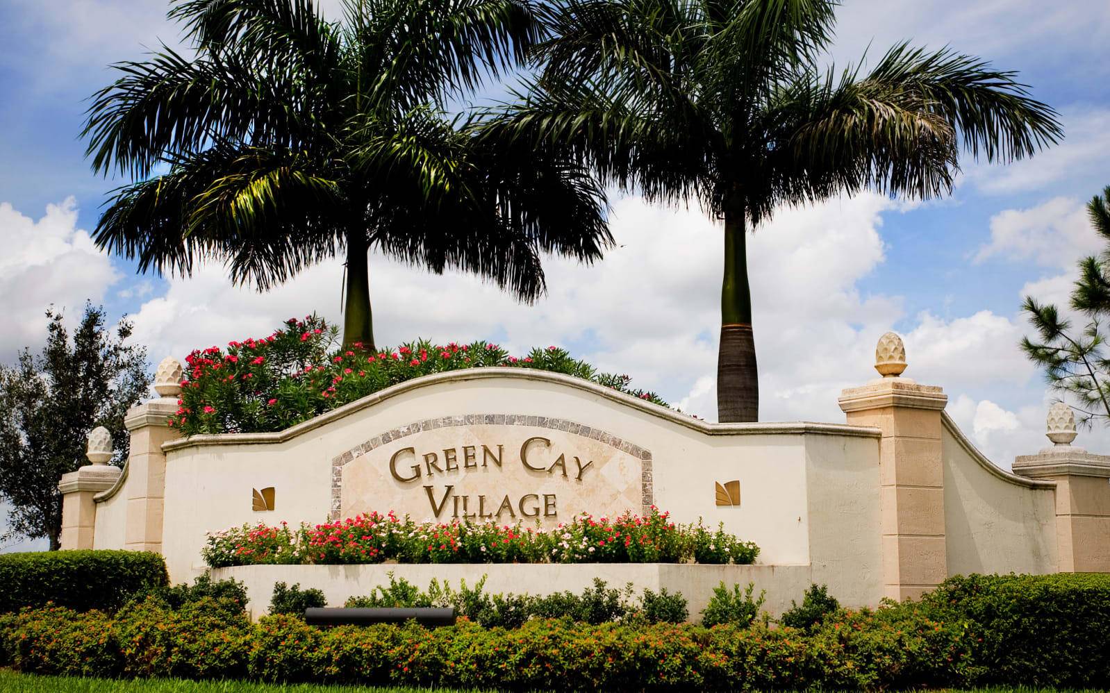 2Bed 2Bath. condo in great community updated unit with washer and dryer in the unite close to shopping great opportunity for investor can be rented right away.