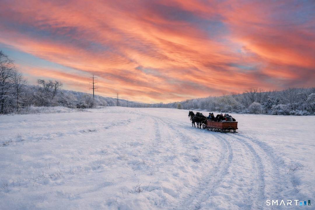 EXPANSIVE AGRICULTURAL OPPORTUNITY IN THE HEART OF LITCHFIELD COUNTY !