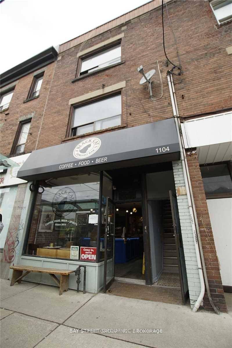 Welcome To 1104 College St, This 2nd Floor Unit Is Conveniently Located Corner Of Dufferin amp ; College ; Walking Distance To Restaurants, Shops, Transit, Schools, Parks !
