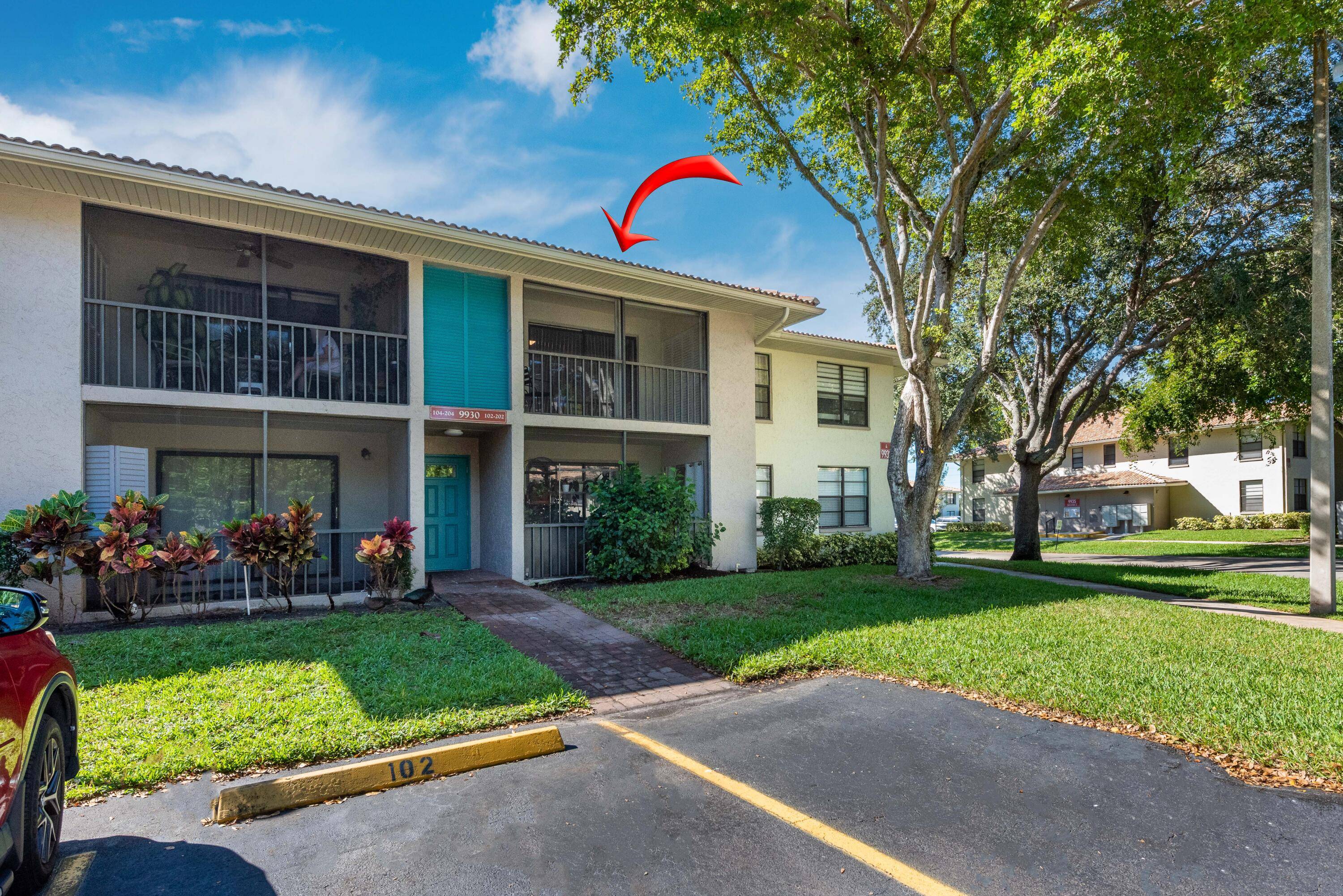 Welcome to this light filled, second floor 2 bedroom, 2 bath condo with a modern touch !