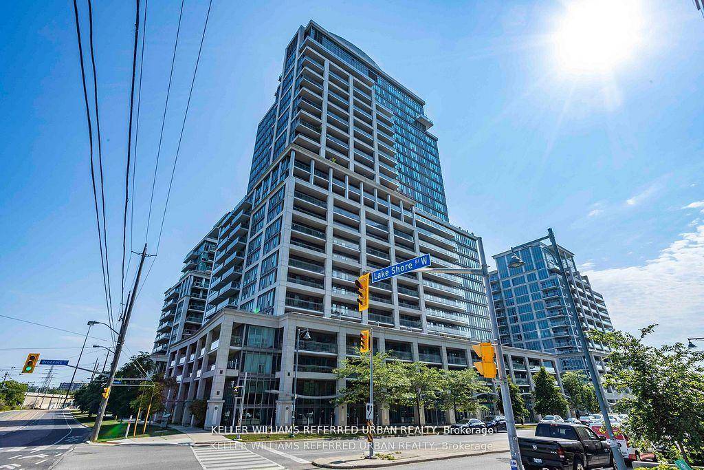 Bright and renovated sweet 1 bedroom, 1 bathroom condo in Beautiful Humber Bay shores.
