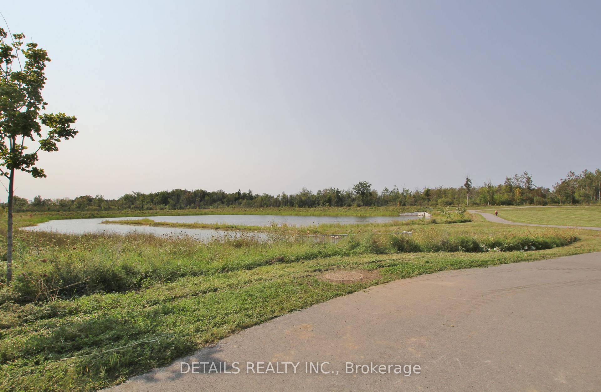Stunning New 4 Bedroom Detached Home on Premium Lot !