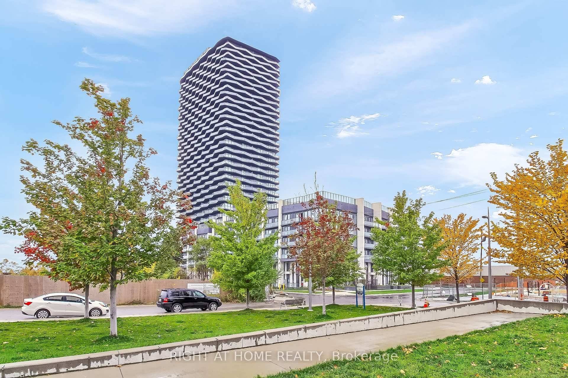 Need to see this view ! Luxurious 2 bedroom, 2 bathroom corner condo in the heart of downtown Toronto, offering breathtaking views of Lake Ontario and the iconic CN Tower.