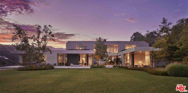 2188 Mandeville Canyon Rd Brentwood LA