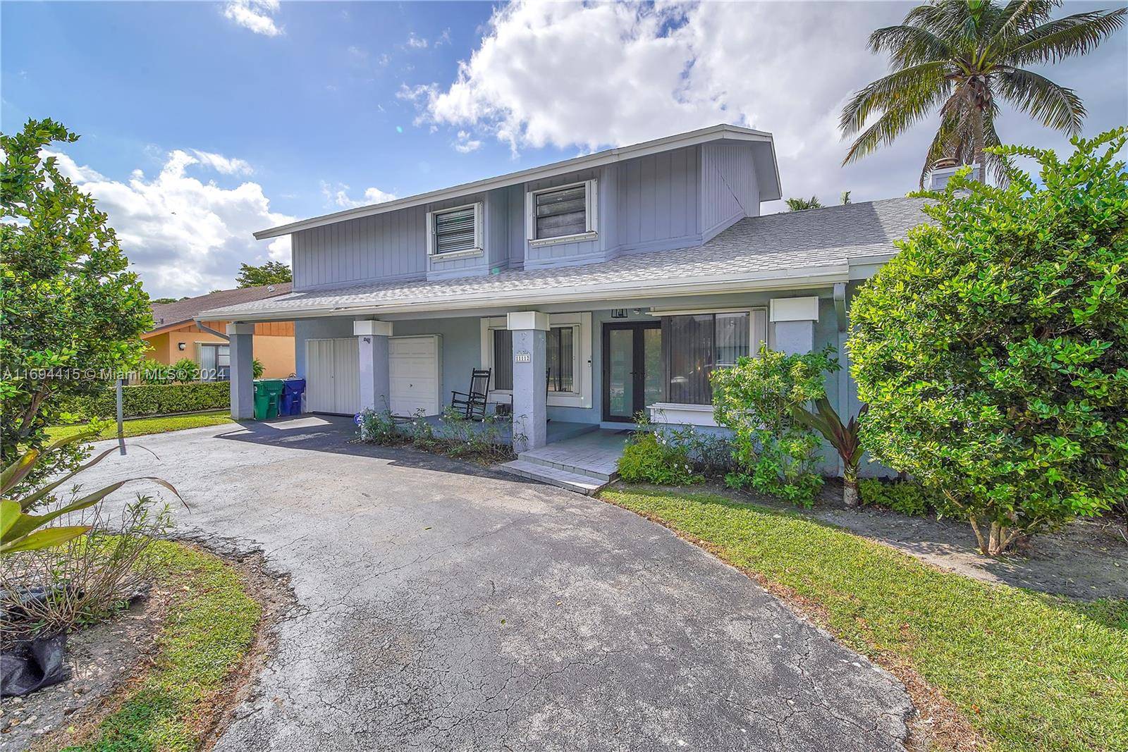 Don't miss this Magnificent, Move In Ready, W Kendall 4 2.